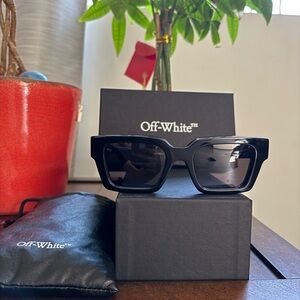 Authentic Off-White Black Logo Sunglasses - OERI008 VIRGIL brand new